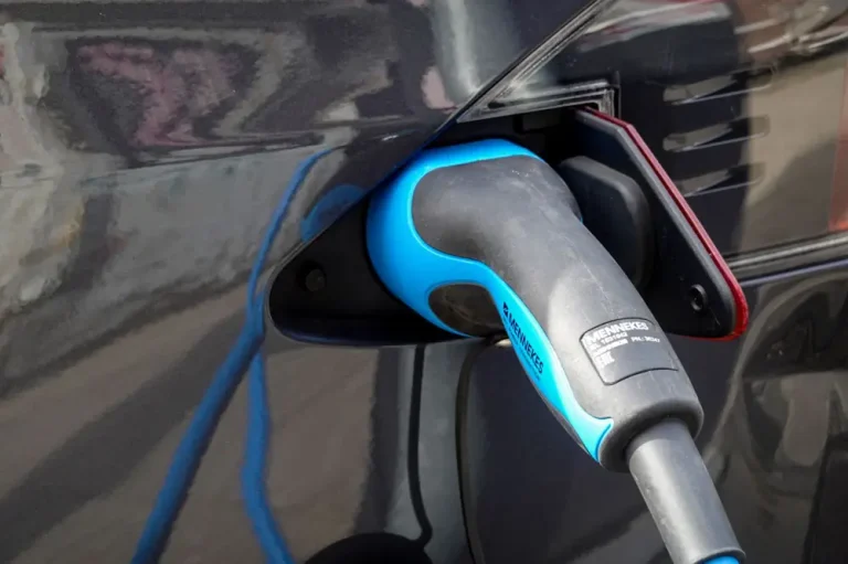 200 amp service upgrade cost - 200 Amp Service Upgrade Cost for EV Charging USA