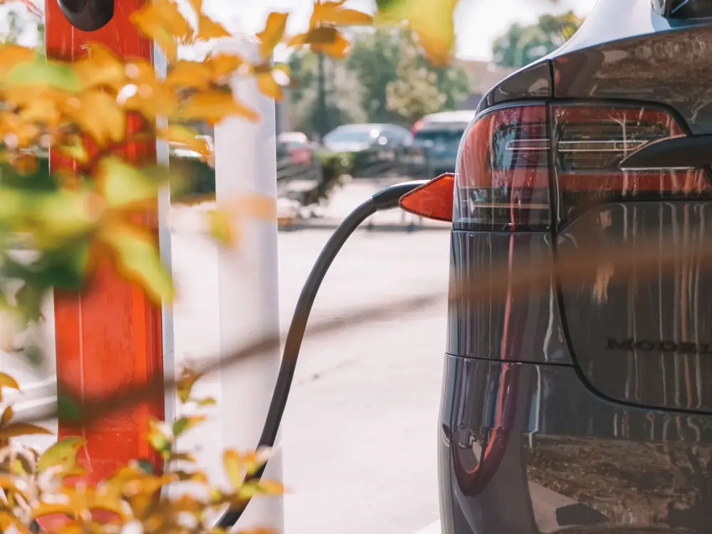 ev vs gas charging cost - EV Home Charging vs Gas Cost Savings Comparison USA
