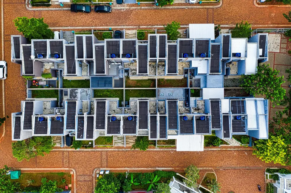 solar financing vs cash