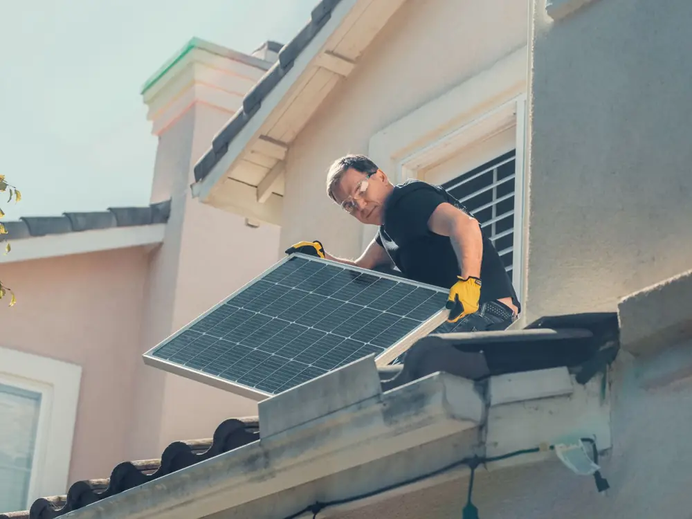 solar panel maintenance cost