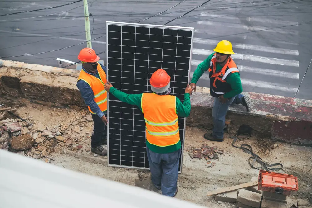 sunrun vs tesla solar cost